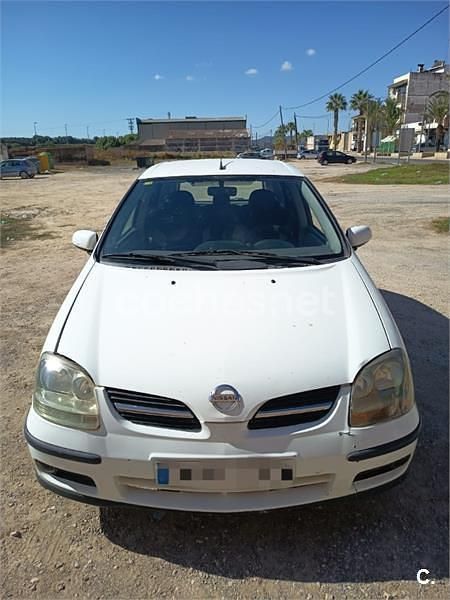 Blanco Usado 2005 Nissan Almera Tino Acenta Monovolumen | 2150 € - Imagen 1/4