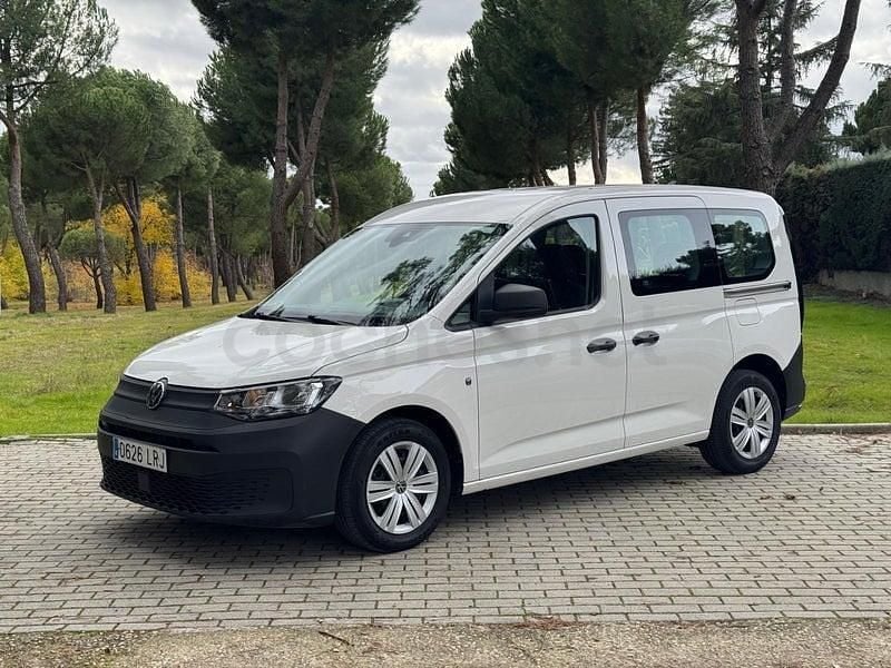 Usado VW Caddy 102 CV (75 kW) 2021 Blanco Monovolumen