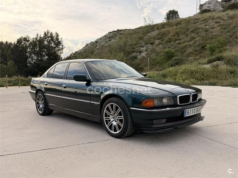 Käytetty BMW 740 286 HP (210 kW) 1996 Vihreä Sedan