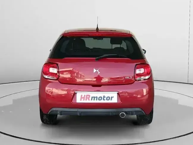 Usado DS Automobiles DS3 82 CV (60 kW) 2016 Rojo Utilitario