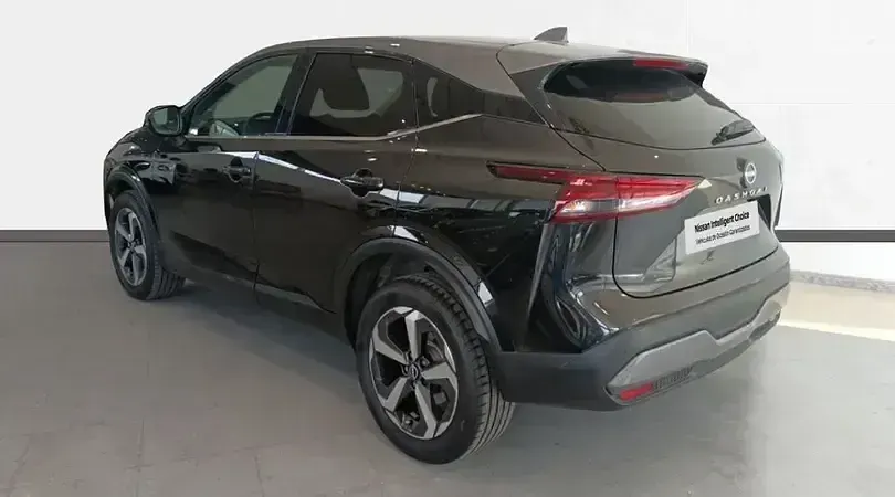 Usado Nissan Qashqai N-Connecta 160 CV (117 kW) 2024 Negro zaino SUV