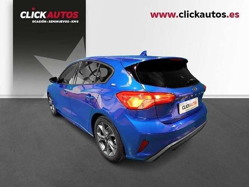 Usado Ford Focus ST-Line 126 CV (92 kW) 2022 Azul Berlina
