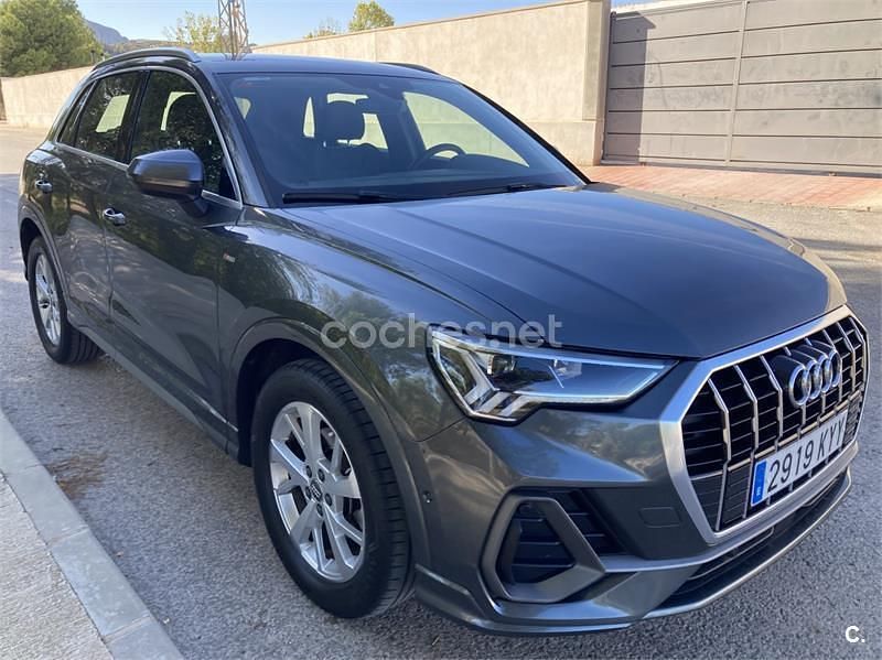 Usado Audi Q3 S-Line 150 CV (110 kW) 2019 Gris / plata SUV
