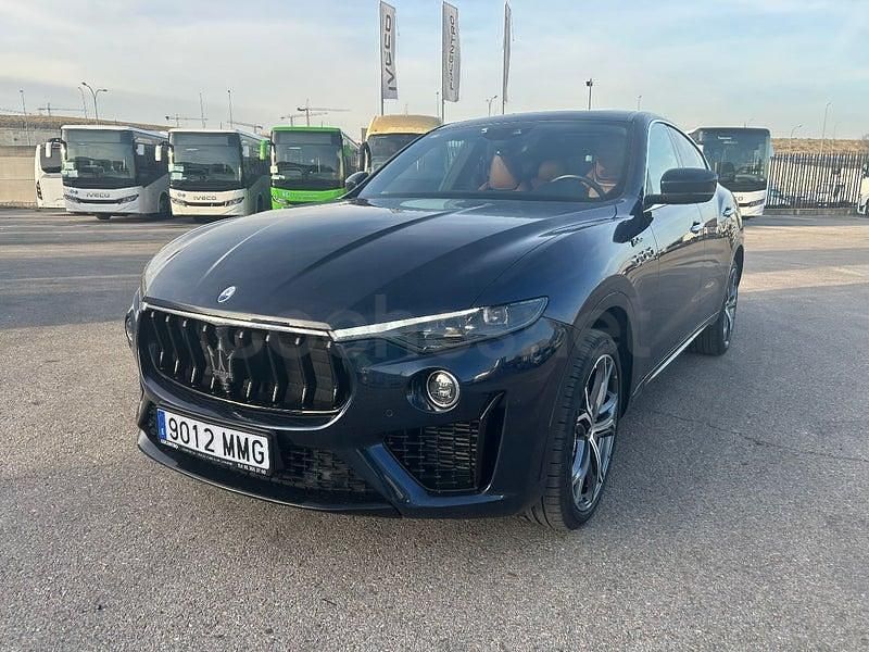Usado Maserati Levante 350 CV (257 kW) 2022 Azul SUV