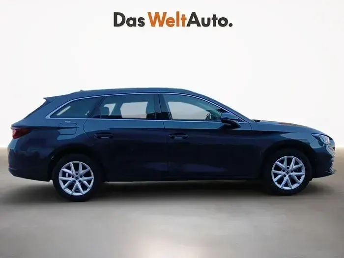 Usado Seat Leon Style 116 CV (85 kW) 2025 Gris