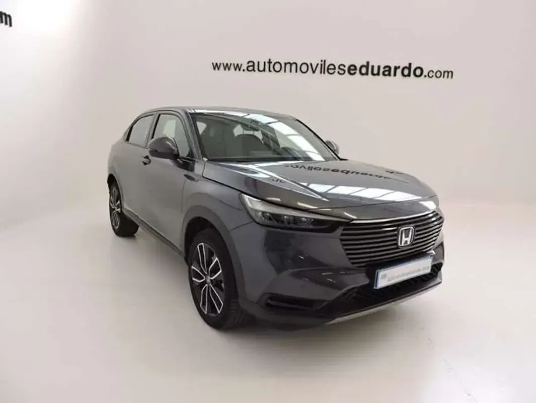 Usado Honda HR-V Elegance 131 CV (96 kW) 2022 Gris SUV