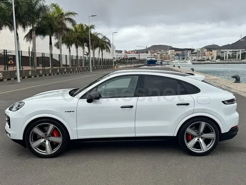 Usado Porsche Cayenne 519 CV (381 kW) 2024 Blanco SUV