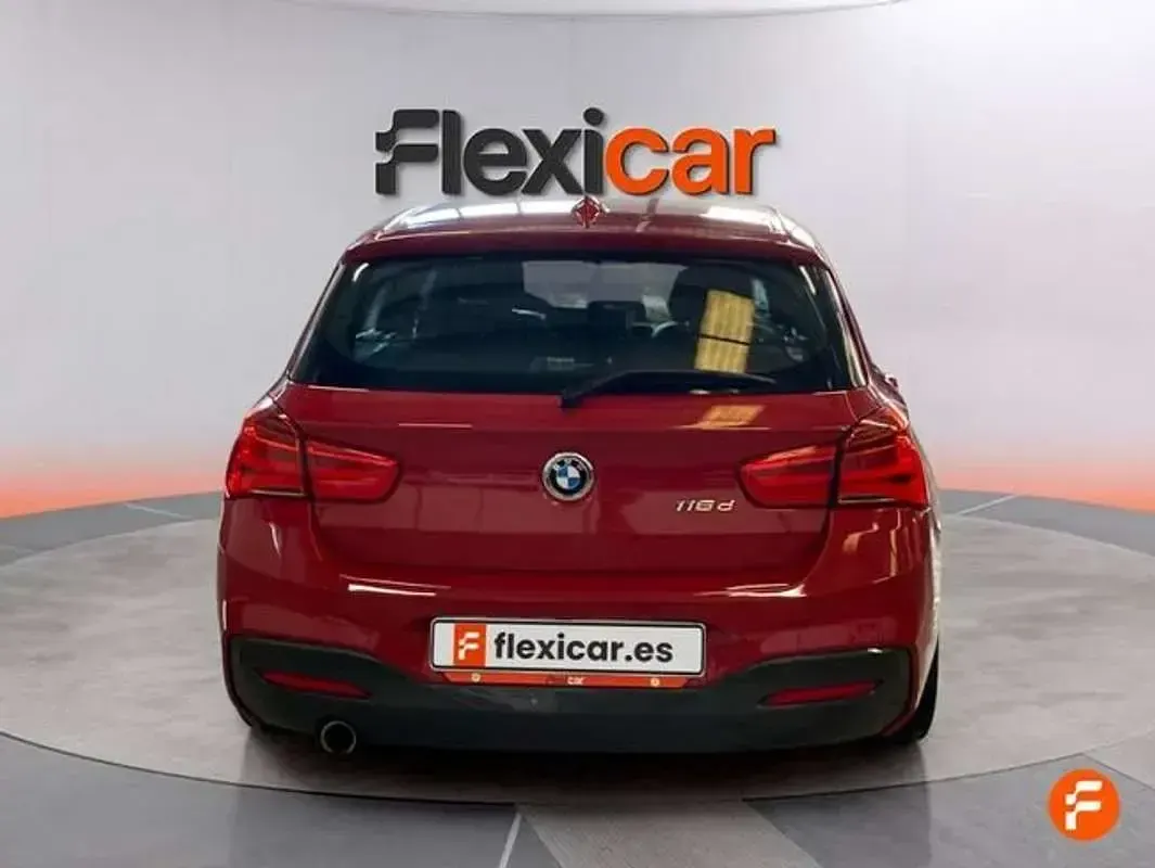 Usado BMW 116 116 CV (85 kW) 2019 Rojo Utilitario