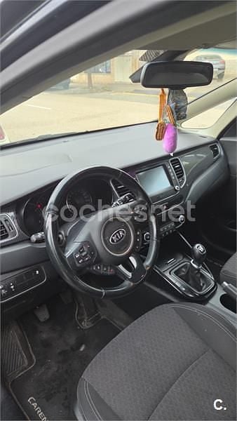 Usado Kia Carens 135 CV (99 kW) 2017 Azul Monovolumen