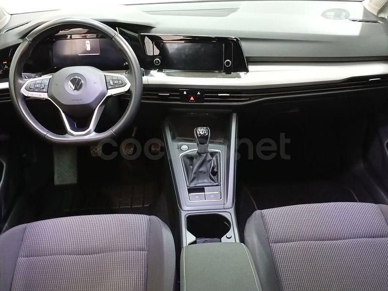 Usado VW Golf VIII Life 115 CV (84 kW) 2022 Blanco Berlina