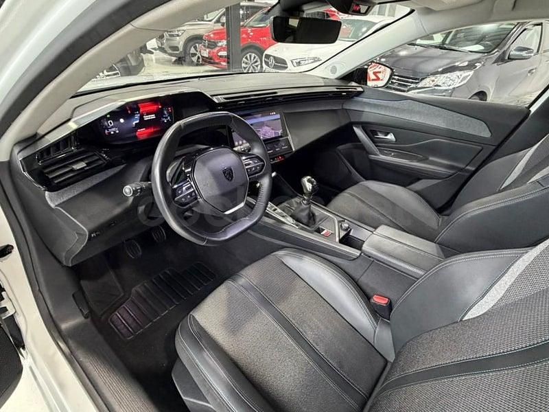 Usado Peugeot 308 SW Allure 130 CV (95 kW) 2022 Blanco Familiar