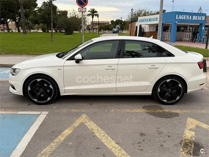 Usado Audi A3 S-Line 150 CV (110 kW) 2014 Blanco Berlina