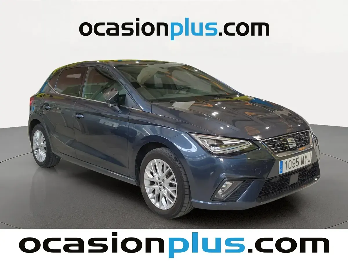 Usado Seat Ibiza XCELLENCE 116 CV (85 kW) 2025 Gris Utilitario