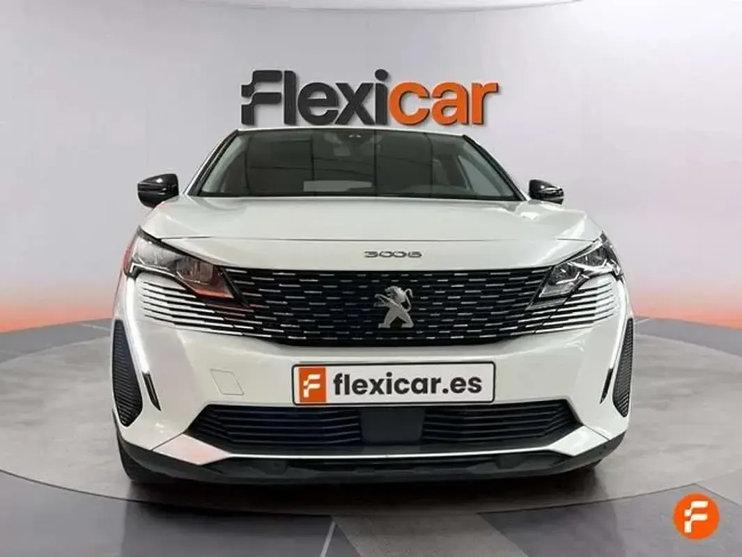 Usado Peugeot 3008 Active 226 CV (166 kW) 2022 Gris SUV