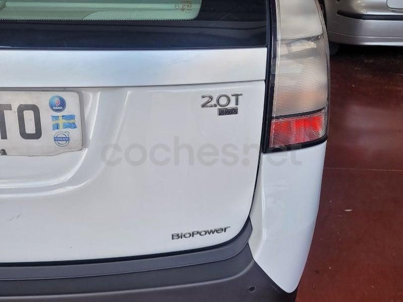 Usado Saab 9-3X 210 CV (154 kW) 2010 Blanco Familiar