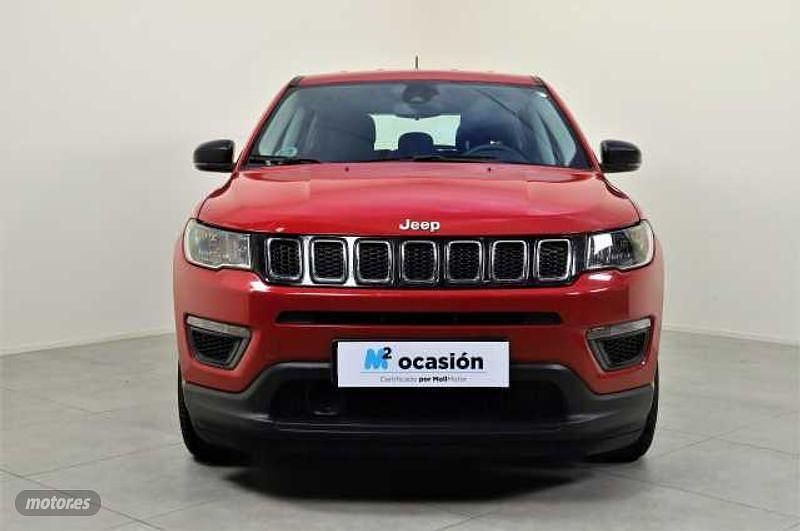 Usado Jeep Compass Sport 120 CV (88 kW) 2020 Rojo SUV