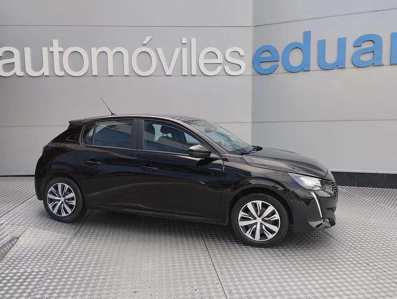 Negro Usado 2020 Peugeot 208 Active Utilitario | 13.500 € (Caro) - Imagen 1/4
