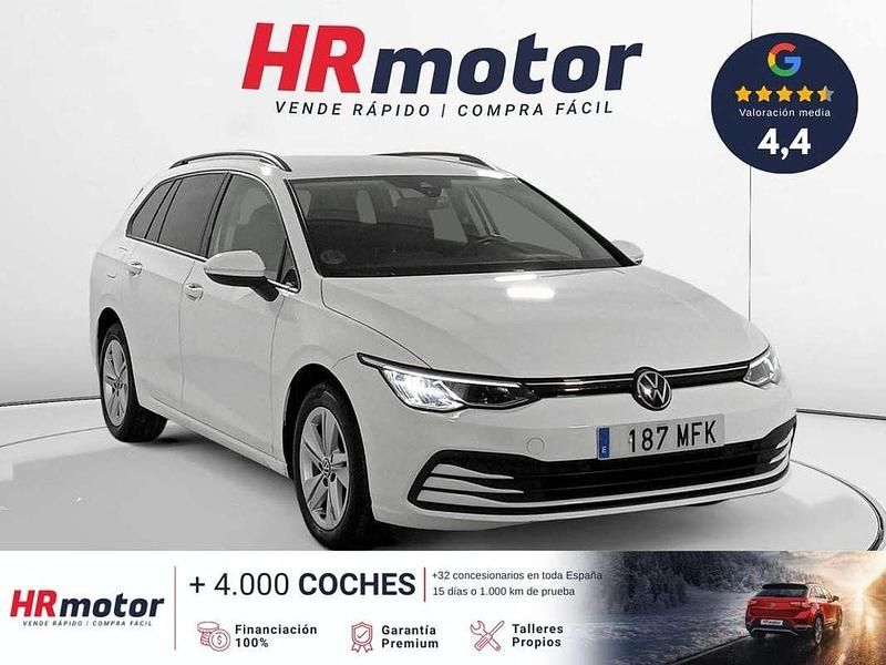 Usado VW Golf VIII Life 117 CV (86 kW) 2023 Blanco Familiar