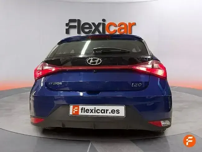 Usado Hyundai i20 100 CV (73 kW) 2021 Azul Utilitario