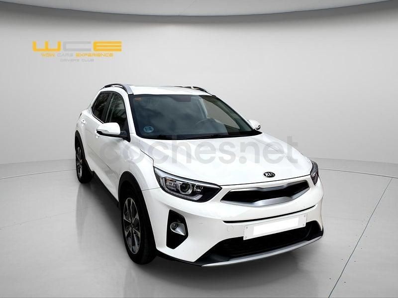 Usado Kia Stonic 120 CV (88 kW) 2019 Blanco SUV