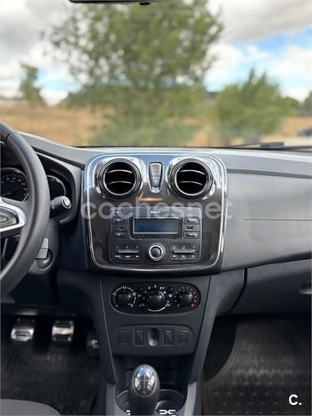 Usado Dacia Sandero Acces 73 HP (53 kW) 2020 Branco Sedan