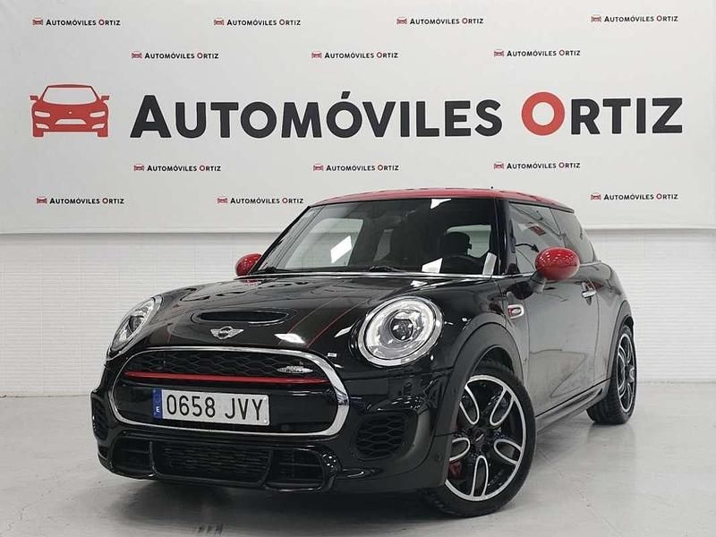 Usado Mini John Cooper Works Cabriolet 231 CV (169 kW) 2017 Negro Descapotable