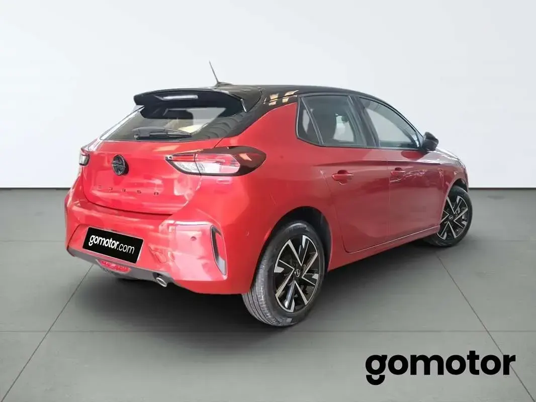 Usado Opel Corsa 101 CV (74 kW) 2025 Rojo Utilitario