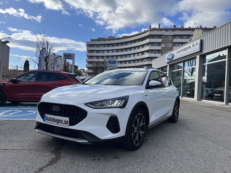 Blanco Usado 2023 Ford Focus Active Familiar | 21.500 € (Precio justo) - Imagen 1/4