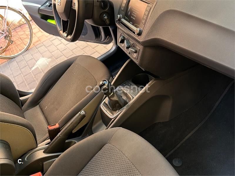 Negro Usado 2017 Seat Ibiza ST Style Familiar | 9000 € - Imagen 1/4