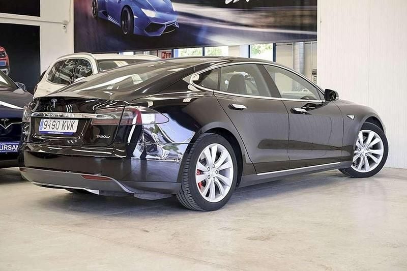 Usado Tesla Model S 380 kW (517 CV) 2016 Negro Utilitario