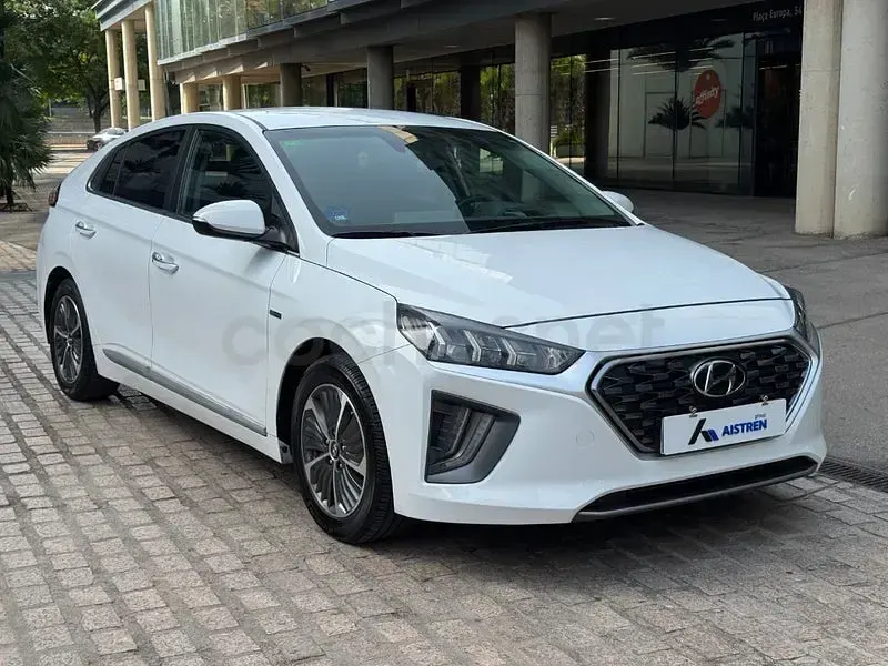 Usado Hyundai Ioniq 141 CV (103 kW) 2020 Blanco Utilitario