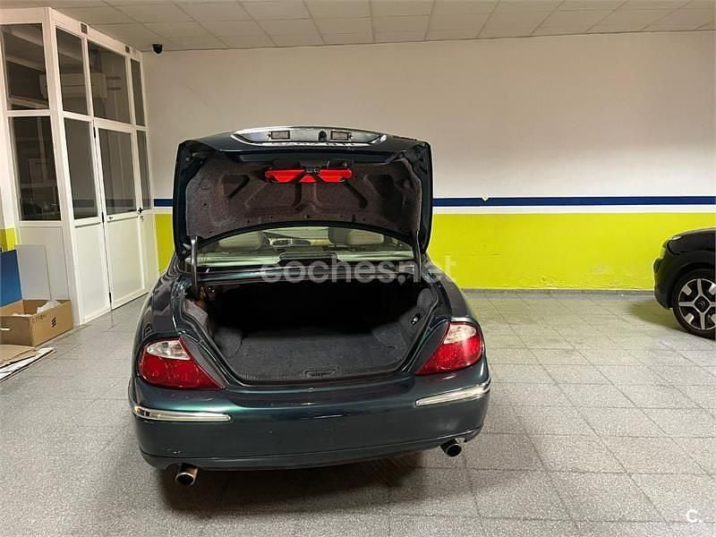 Usado Jaguar S-Type Executive 238 HP (175 kW) 2002 Verde Sedan