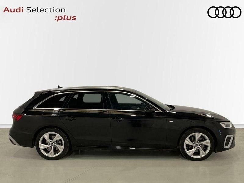 Usado Audi A4 S-Line 150 CV (110 kW) 2023 Negro Familiar