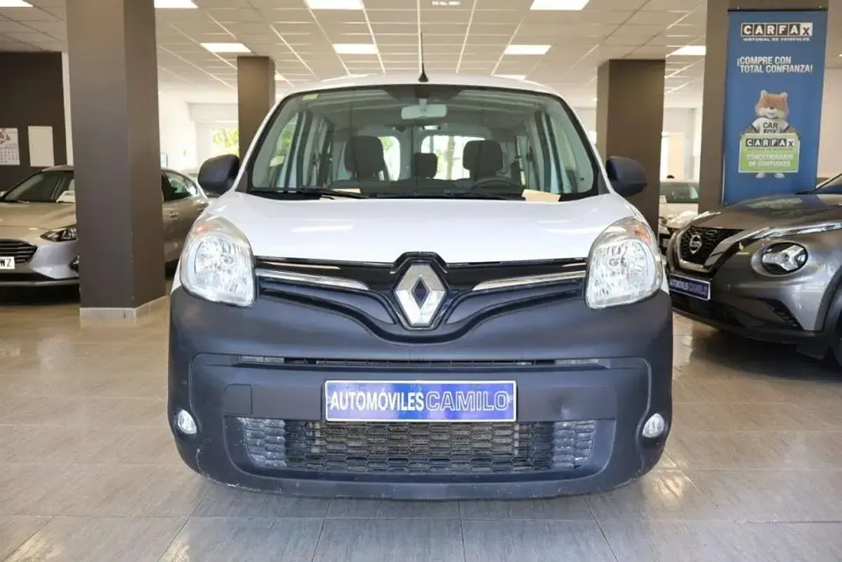 Usado Renault Kangoo LIMITED 90 CV (66 kW) 2020 Blanco Monovolumen