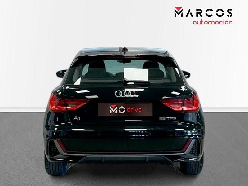 Usado Audi A1 Sportback Premium 95 CV (69 kW) 2023 Azul Utilitario