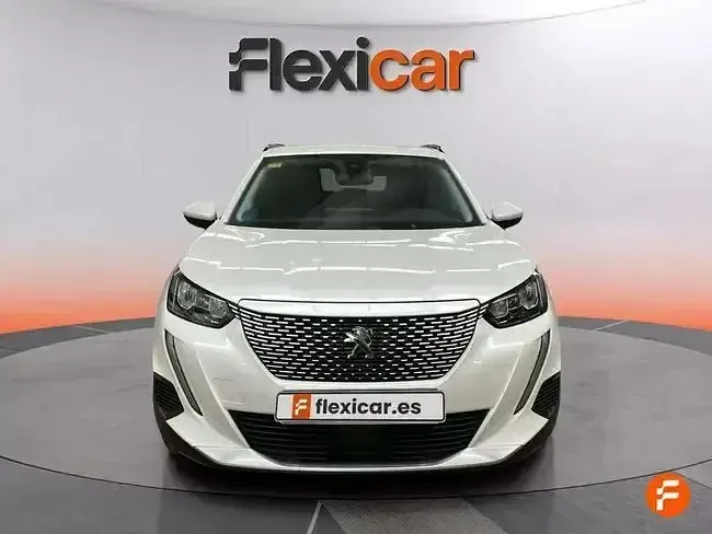 Usado Peugeot e-2008 Allure 100 kW (136 CV) 2020 Blanco SUV