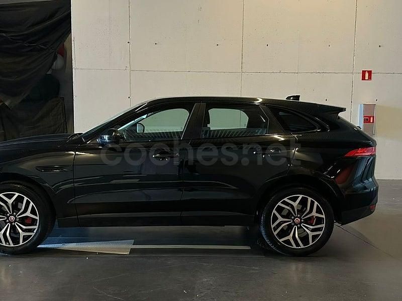 Usado Jaguar F-Pace Pure 180 CV (132 kW) 2016 Negro SUV