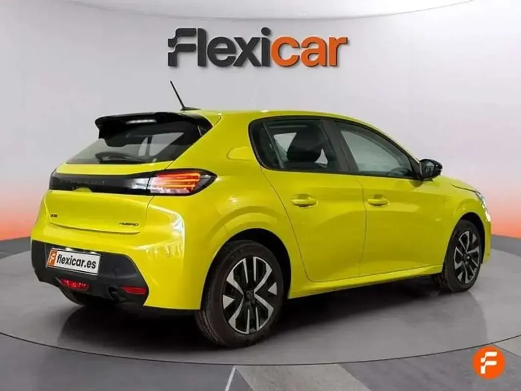 Nuevo Peugeot 208 Style 101 CV (74 kW) 2025 Amarillo Utilitario