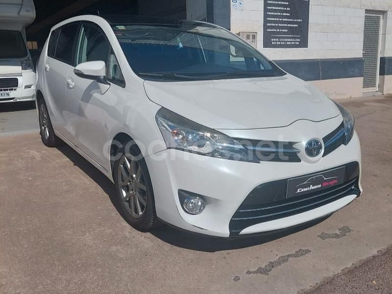 Usado Toyota Verso Advance 132 CV (97 kW) 2013 Blanco Monovolumen