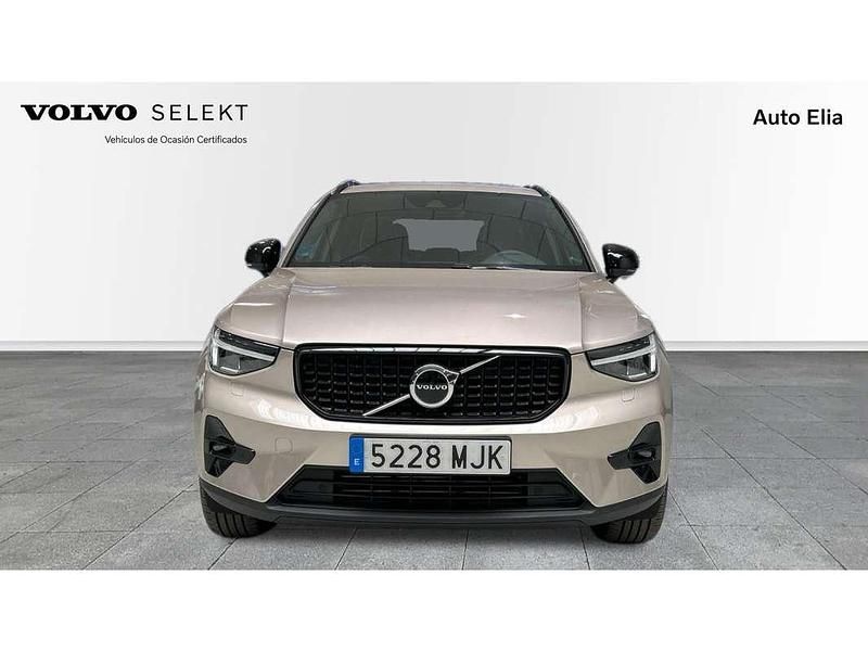 Usado Volvo XC40 Ultimate 261 CV (191 kW) 2023 Gris SUV