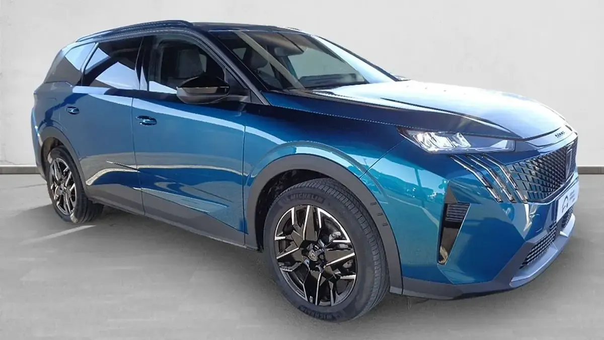 Usado Peugeot 5008 Allure 145 CV (106 kW) 2025 SUV
