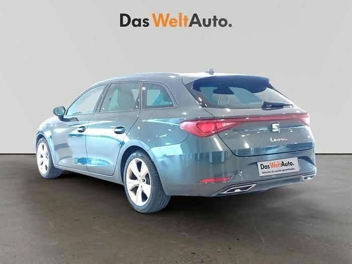 Usado Seat Leon FR 150 CV (110 kW) 2024 Gris Familiar