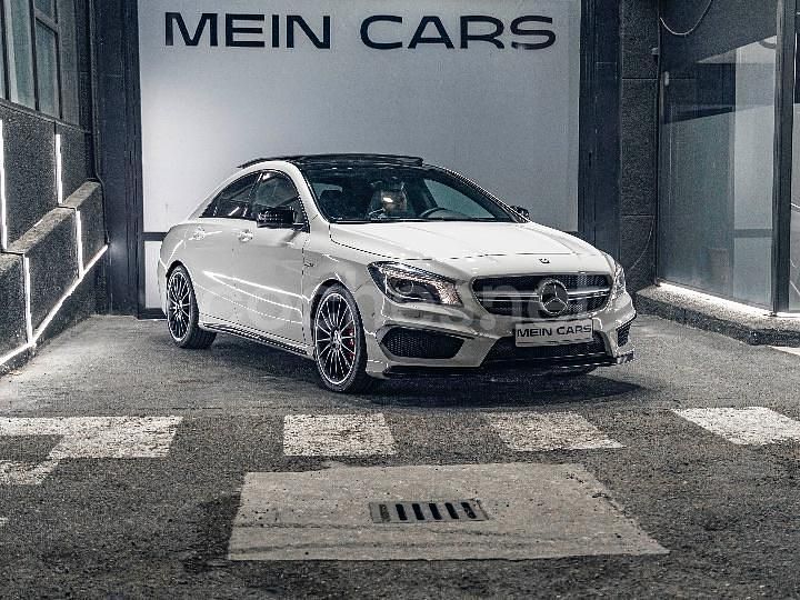 Blanco Usado 2016 Mercedes CLA45 AMG Berlina | 32.900 € (Precio justo) - Imagen 1/4