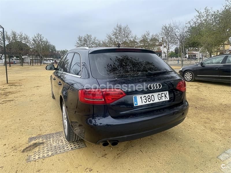 Usado Audi A4 160 CV (117 kW) 2008 Azul Familiar
