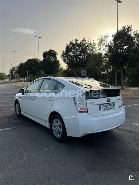 Usado Toyota Prius Eco 136 CV (100 kW) 2011 Blanco Berlina