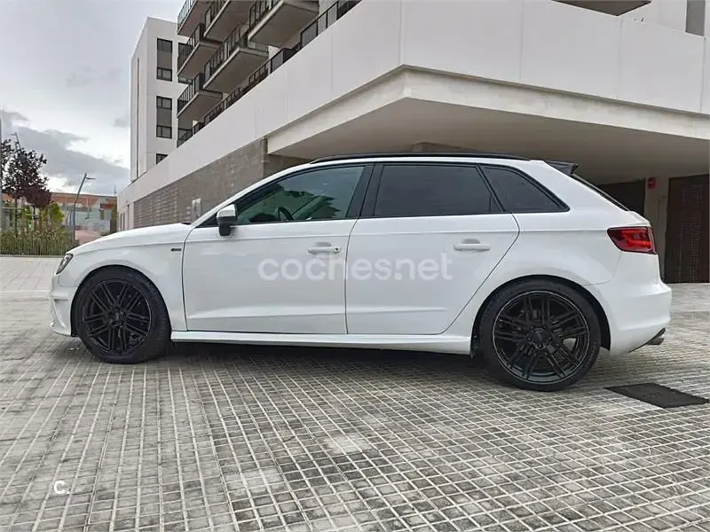 Usado Audi A3 S-Line 110 CV (80 kW) 2015 Blanco Berlina
