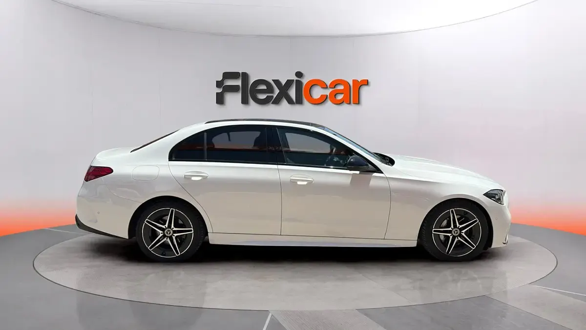 Usado Mercedes C220 200 CV (147 kW) 2022 Blanco Berlina