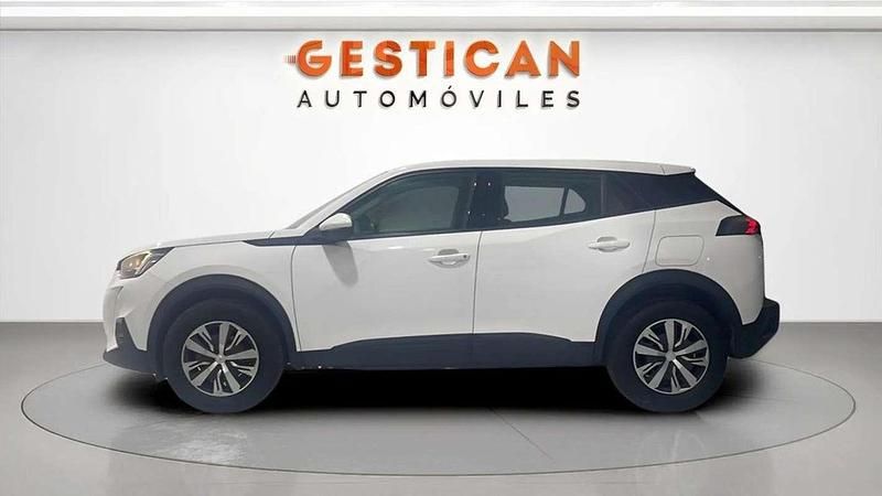 Usado Peugeot 2008 Active 101 CV (74 kW) 2022 Blanco SUV