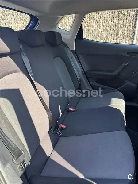 Usado Seat Ibiza Reference 80 CV (58 kW) 2021 Azul Utilitario