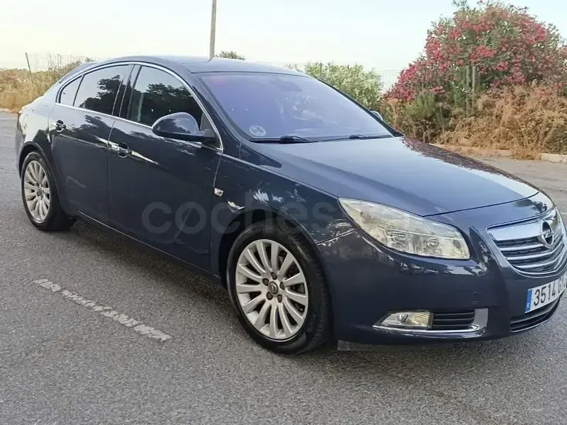 Usado Opel Insignia Cosmo 160 CV (117 kW) 2010 Azul Berlina